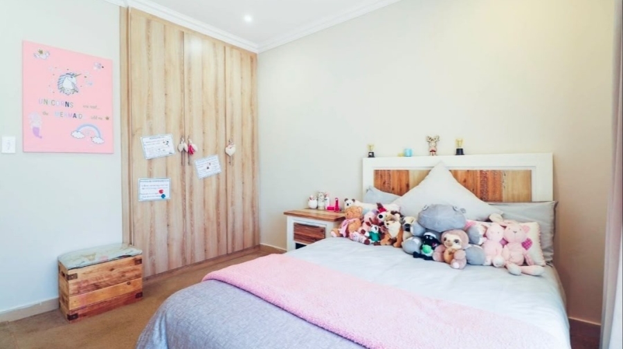 5 Bedroom Property for Sale in Protea Park North West